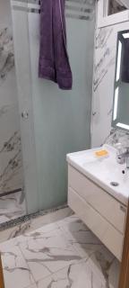 Appartement F3 bien équipé à boulevard millenium oran - 2