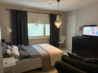 Idyllic upstairs apartment with two bedrooms - 0