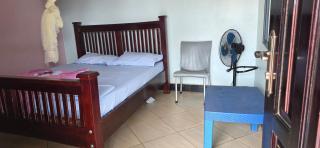 The Beez Motel - 1