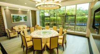 Wulan Hot Spring Hotel - 8