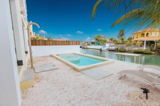Lagoon Lounge - Waterfront villa with private pool - 8