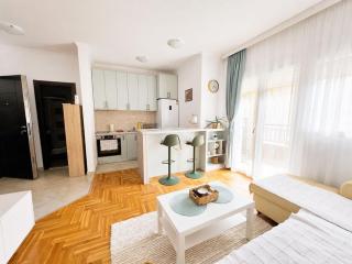 Budva RS Lux - 2