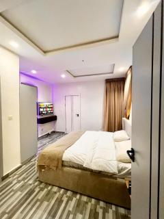 New Cosy 2bed apartment and 1 BQ - 6