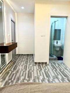 New Cosy 2bed apartment and 1 BQ - 5