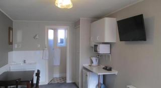 Merivale Court Motel - 2