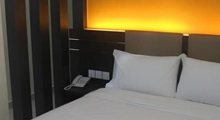 GM Holiday Hotel - 4