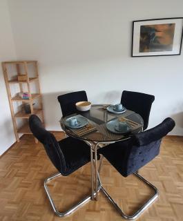 Comfy Flat with Easy Access to Berlin & Potsdam - 3