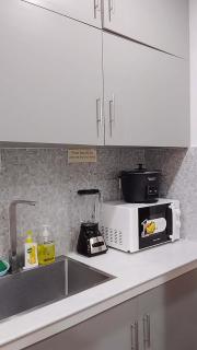 Cozy Stay at JAL Transient House - 8