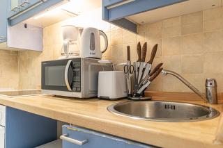 Comfy 2BR Apt, Perfect for Long Stays Near Rennweg - Viena - 7