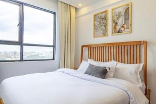 Stylish 1BR plus Private Office Utilities Included - 5