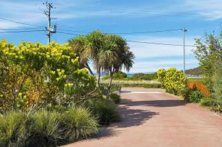 Seven Mile Beach Holiday Home - unwind and restore - 2