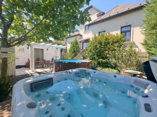 Kúria apartman private wellness with garden and pool - 9