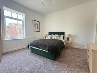 Gem of a Stay, Comfortable 3 Bed House - 5