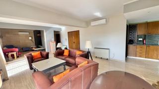 Spacious Entire Floor Penthouse 200m To The Beach - 9