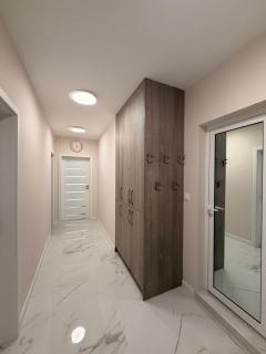 Two-Bedroom Apartment in Plovdiv City Center with Private Garage - 8