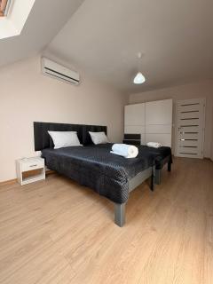Two-Bedroom Apartment in Plovdiv City Center with Private Garage - 7