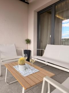 Two-Bedroom Apartment in Plovdiv City Center with Private Garage - 2