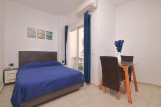 Studio Pool View for Rent in Aqua Palms Resort - 5