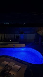 Al Wesam Luxury Farm - 9