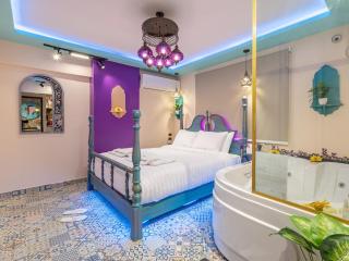 Moroccan Studio Jacuzzi 5 Min Airport selfcheck-in - 0