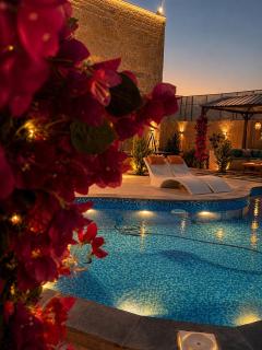 Al Wesam Luxury Farm - 1