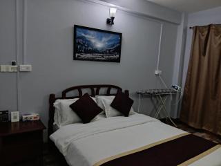Hotel Chhungte International - 9