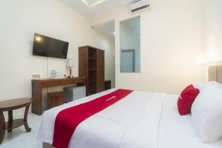 RedDoorz Plus at edOtel Malang - 4