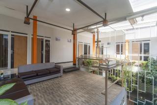 Urbanview Java Living Sigura Gura - 2