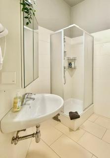 100 m2 Apartment near Metro & Center - 5