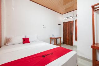 RedDoorz Syariah near Jakabaring Sport City Palembang - Kertapati - 0