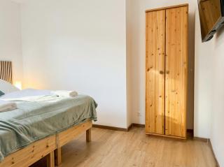 Modern Private Rooms with Balcony near Belvedere Palace - 2