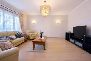 Comfortable 4BR Home Perfect for Families - 7