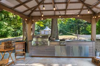 Stargaze and Swim at the Hideout - Luxury Glamping - 9