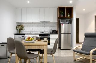 St Kilda Rd Gem, Prime Spot - 9