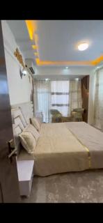 Luxury Apartment 4 bedrooms 1 living - 2