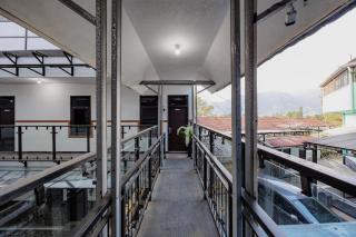 RedDoorz at Alvaro Butik Hotel Citeko Puncak - 1