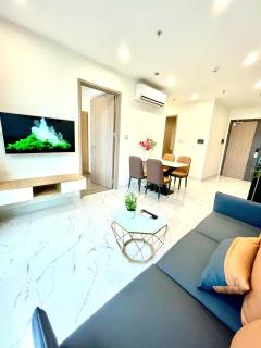 2 Lux Bedrooms at Vinhomes Grand Park- Glory Height and Beverly Solary - 9