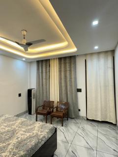 Evergreen rest house - 1