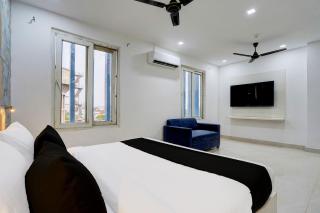 Townhouse Status By Sbg Near Anand Vihar Vaishali Metro Station - 4