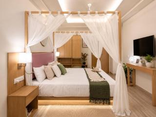 Canopy Bliss Studio - 2