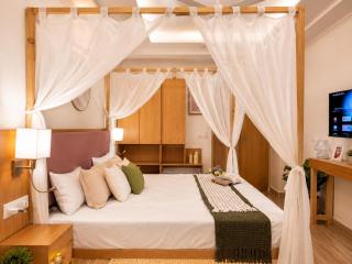 Canopy Bliss Studio - 1