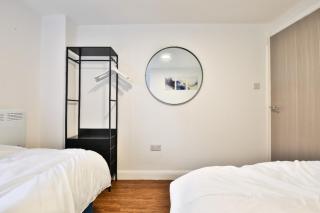 Elegant One-Bedroom Suite at Cardiff Bay , Prime Location Cardiff - 6