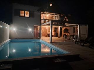 Peaceful Countryside Retreat with Pool & Jacuzzi by Destination GREEN Croatia - 7