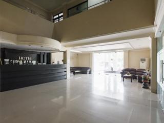 Urbanview Hotel Surya Kahayan Palangkaraya by RedDoorz - 9