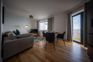 Designer 2-Bed Apartment with Stunning Sea Views - 0
