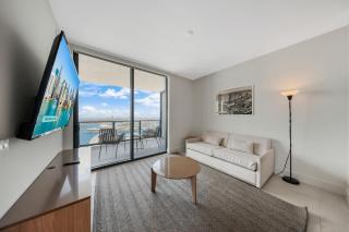 Stylish 3BR - Rooftop Pool - Urban Getaway - 0