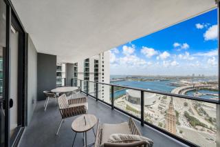 Stylish 3BR - Rooftop Pool - Urban Getaway - 4