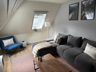 38 Waldweg - 3