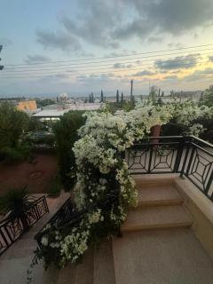 Bougainvillea Garden Apartment - 1