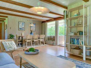 Ferienhaus-mit-Kamin-und-Terrasse-in-schoener-Naturlage - 4